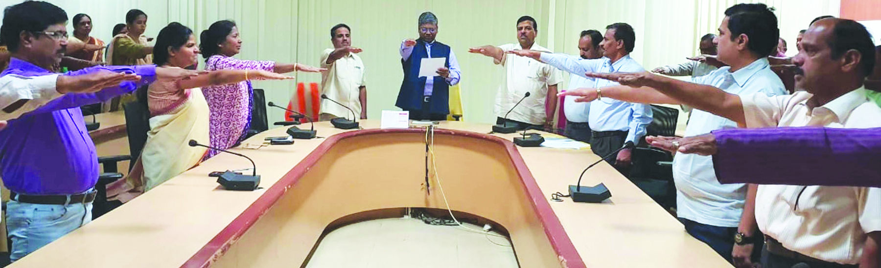 ರಾಷ್ಟ್ರೀಯ ಮತದಾರರ ದಿನ : ನೌಕರರಿಂದ ಪ್ರತಿಜ್ಞೆ